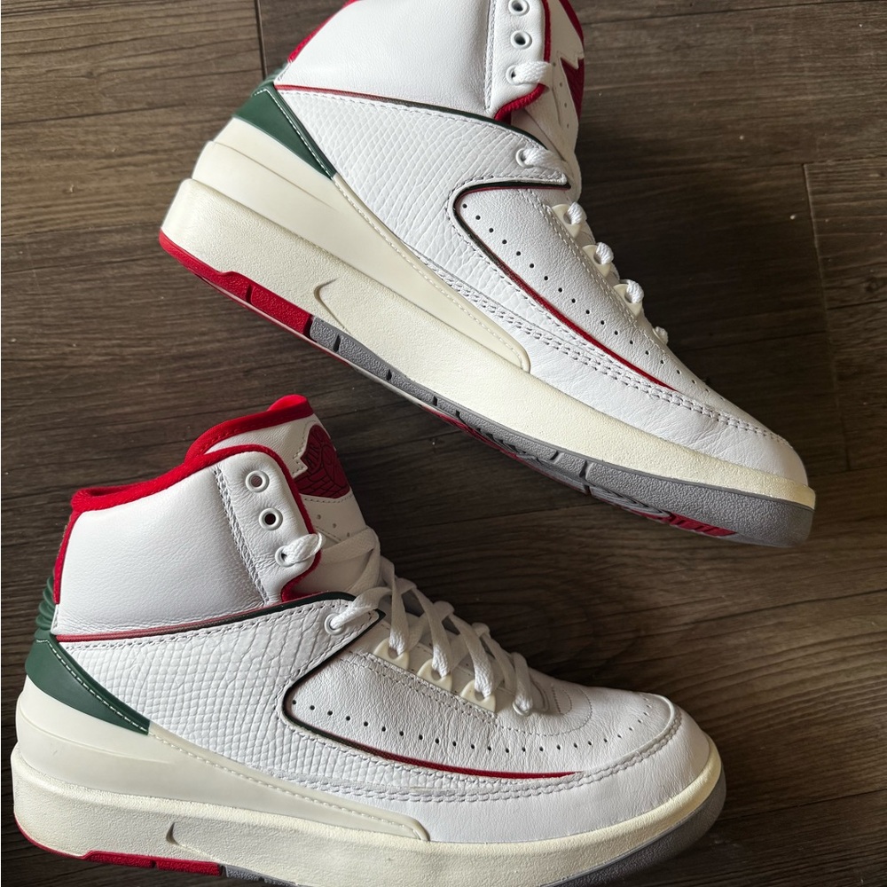 Jordan Retro 2 “Italy”